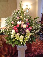 Altar arrangements by Toronto Wedding Florist