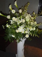 Altar arrangements by Toronto Wedding Florist