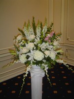 Altar arrangements by Toronto Wedding Florist