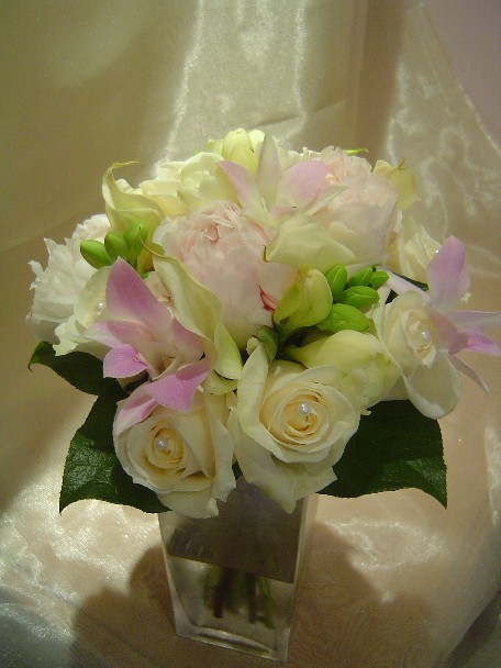 Bridal bouquet by Toronto Wedding Florist