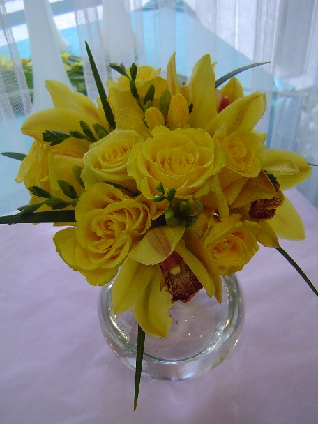 Bridal bouquet by Toronto Wedding Florist