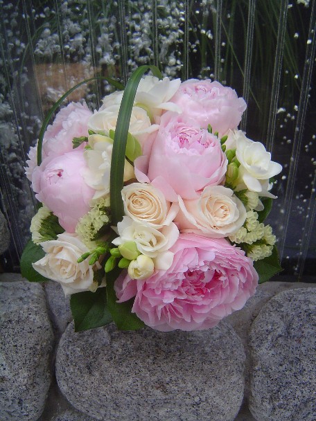 Bridal bouquet by Toronto Wedding Florist