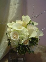 Bridal bouquet by Toronto Wedding Florist