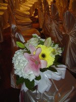 Aisle arrangement by Toronto Wedding Florist