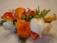 Floral headpiece by Toronto Wedding Florist