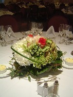 Table centerpieces by Toronto Wedding Florist