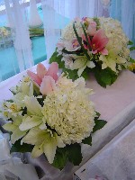 Table centerpieces by Toronto Wedding Florist