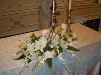 Table centerpieces by Toronto Wedding Florist