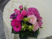Table centerpieces by Toronto Wedding Florist